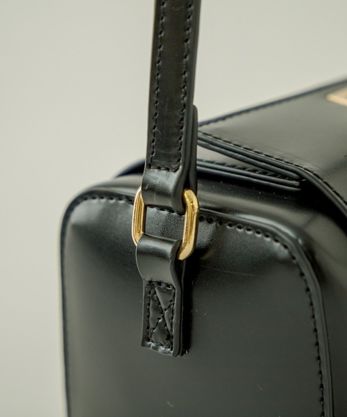loti(ロティ)の「WEB限定 loti ボックスボストンショルダーBAG(ショルダーバッグ・レディース・ブラック/ブラウン・ONE SIZE)」の16枚目の写真