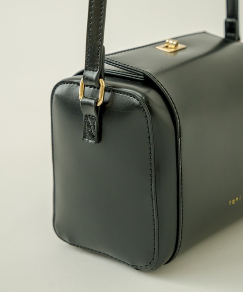 loti(ロティ)の「WEB限定 loti ボックスボストンショルダーBAG(ショルダーバッグ・レディース・ブラック/ブラウン・ONE SIZE)」の12枚目の写真