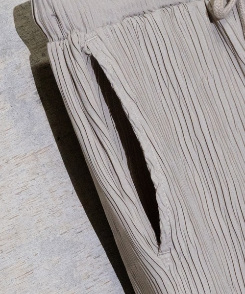 JOHN'S CLOSET（ジョンズクローゼット）の「【13】ランダムプリーツイージーパンツ（その他パンツ・メンズ・ブラック/ベージュ・LARGE/MEDIUM）」の11枚目の写真