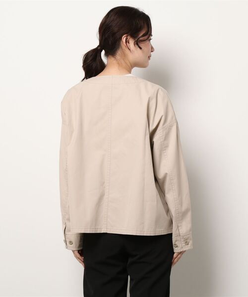 BROOKLYN OVERALL（ブルックリンオーバーオール）の「起毛コットンノーカラーブルゾン（ブルゾン・レディース・ベージュ/カーキ・FREE）」の4枚目の写真