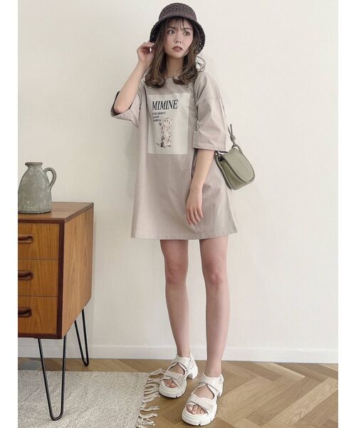dazzlin（ダズリン）の「【大谷映美里コラボ】キャットアートビッグTシャツ（Tシャツ/カットソー・レディース・オフホワイト/ピンク/ベージュ・FREE）」の21枚目の写真