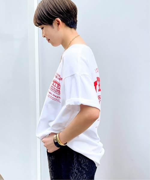 Russell Athletic（ラッセルアスレティック）の「【RUSSELL ATHLETIC】FURTHER print Tシャツ（Tシャツ/カットソー・レディース・ブラック系その他/ホワイト・FREE）」の3枚目の写真