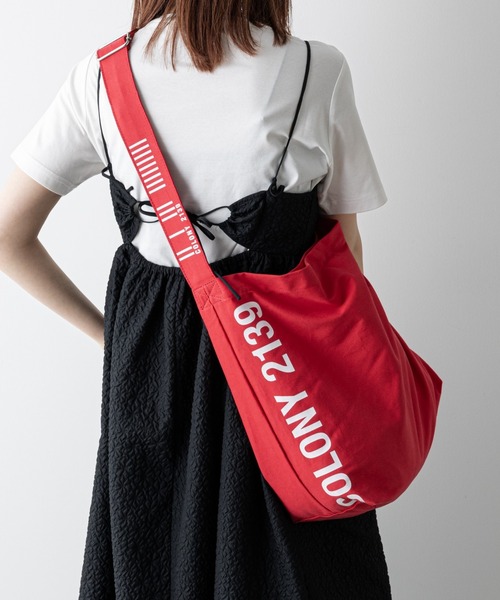 uk お値下げ大歓迎 ☺︎　バッグ Chick ショルダーバッグ バッグ Studs Design Denim Bag