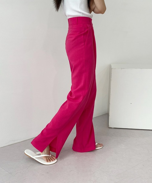 by muni:r（バイ ムニール）の「オルジナルスリットピンタックスラックス（スラックス・レディース・ブラック/ベージュ/イエロー/グリーン/ブルー/ブルー系その他/ライトピンク/スモークピンク・SMALL/MEDIUM）」の12枚目の写真