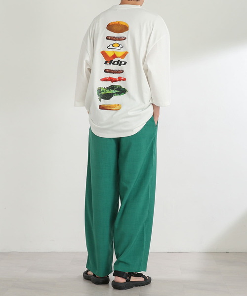 SENSE OF PLACE by URBAN RESEARCH(センスオブプレイスバイアーバンリサーチ)の「『別注』『ユニセックス』ddp×SENSE OF PLACE エクストラルーズTシャツ A(Tシャツ/カットソー・メンズ・ホワイト/ブラック・MEDIUM/LARGE)」の21枚目の写真
