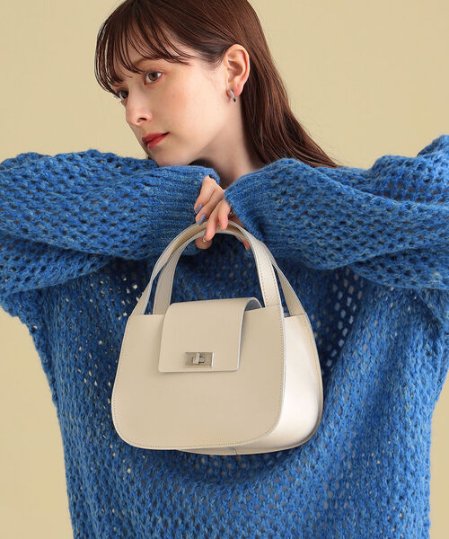 Ray BEAMS（レイビームス）の「Ray BEAMS / フラップ バッグ（トートバッグ・レディース・ブラック/ホワイト・ONE SIZE）」の2枚目の写真