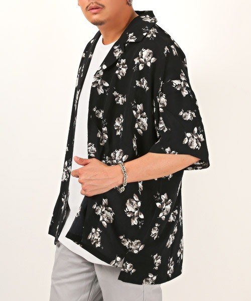 LUXSTYLE(ラグスタイル)の「花柄BIGオープンカラー半袖シャツ(シャツ/ブラウス・メンズ・ブラック/ホワイト・M/L)」の18枚目の写真