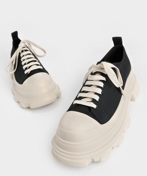 スニーカー 23.5 厚底CHARLES & KEITH チャールズ&キース CHARLES & KEITH（チャールズ & キース）の「チャンキーソール