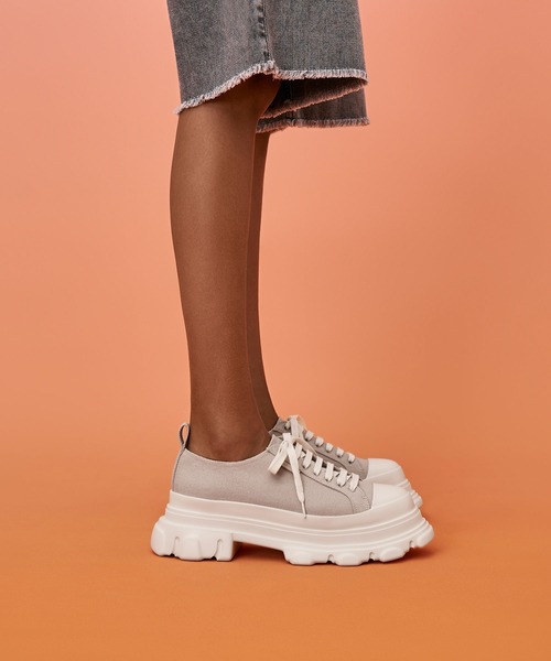 CHARLES & KEITH（チャールズ & キース）の「チャンキーソール