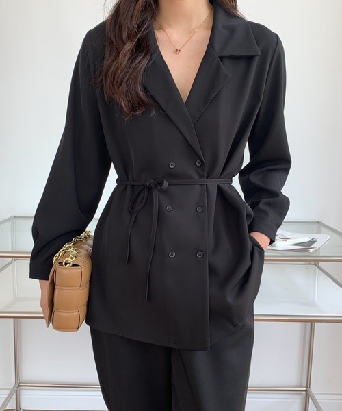 ECLIN(エクラン)の「ダブルテーラードジャケット(テーラードジャケット・レディース・ホワイト/ブラック/ベージュ・FREE)」の4枚目の写真