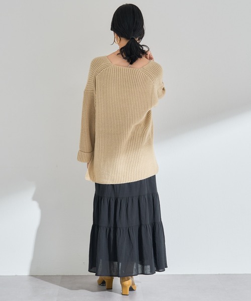 SHENERY（シーナリー）の「深Vネックオーバーニット（ニット/セーター・レディース・ブラック/ベージュ/ピンク・FREE）」の17枚目の写真