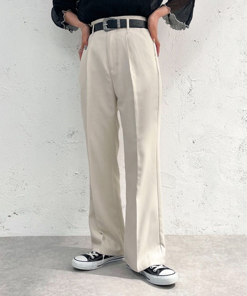 apres jour mignon（アプレジュールミニョン）の「シュエットフレアパンツ【ZOZOTOWN限定アイテム】（その他パンツ・レディース・ブラック/ボルドー/ダークブルー/チャコールグレー/マスタード/アイボリー/イエロー/ピンク系その他/ダークブラウン/ピンク/グリーン系その他/オレンジ・MEDIUM/SMALL/X-LARGE）」の13枚目の写真