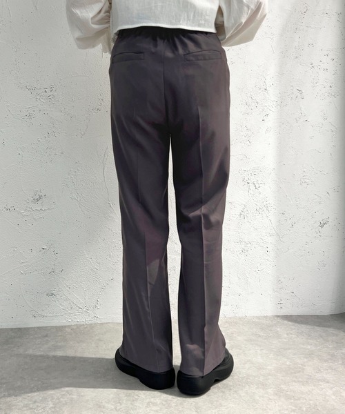 apres jour mignon（アプレジュールミニョン）の「シュエットフレアパンツ【ZOZOTOWN限定アイテム】（その他パンツ・レディース・ブラック/ボルドー/ダークブルー/チャコールグレー/マスタード/アイボリー/イエロー/ピンク系その他/ダークブラウン/ピンク/グリーン系その他/オレンジ・MEDIUM/SMALL/X-LARGE）」の21枚目の写真