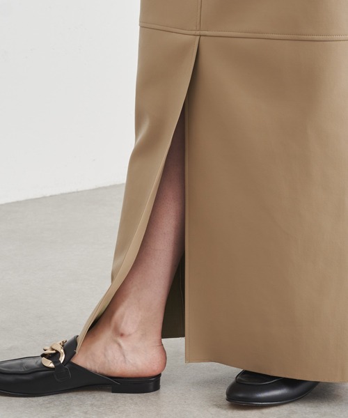 COLLAGE GALLARDAGALANTE（コラージュガリャルダガランテ）の「ヴィーガンレザータイトスカート/手洗い可（スカート・レディース・ベージュ/パープル・FREE）」の12枚目の写真