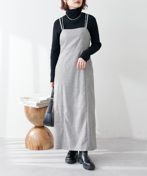 natural couture(ナチュラルクチュール)の「WEB限定カラー/2022AWアイテム/細紐リボンキャミワンピース(ワンピース・レディース・その他1/その他2/ブラウン/ブラック・FREE)」の4枚目の写真