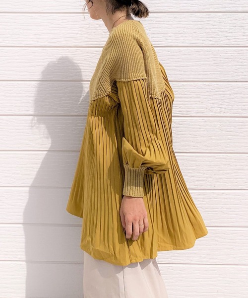 Q(キュー)の「プリーツドッキングニット(ニット/セーター・レディース・チャコールグレー/マスタード・MEDIUM)」の4枚目の写真