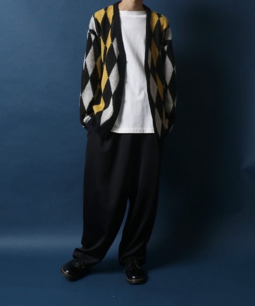 ANPAS(アンパス)の「Total Pattern Drop Shoulder Shaggy Knit Cardigan/総柄 ドロップショルダー シャギーニット カーディガン(カーディガン/ボレロ・メンズ・パープル系その他/レッド系その他/ブラック系その他4/ブルー系その他/グリーン系その他/ブラック系その他2/ブルー系その他2/ブラウン系その他/ブラック系その他/ブラック系その他3・M/L/LL)」の22枚目の写真