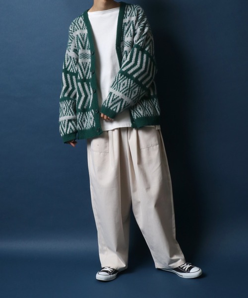 ANPAS(アンパス)の「Total Pattern Drop Shoulder Shaggy Knit Cardigan/総柄 ドロップショルダー シャギーニット カーディガン(カーディガン/ボレロ・メンズ・パープル系その他/レッド系その他/ブラック系その他4/ブルー系その他/グリーン系その他/ブラック系その他2/ブルー系その他2/ブラウン系その他/ブラック系その他/ブラック系その他3・M/L/LL)」の13枚目の写真