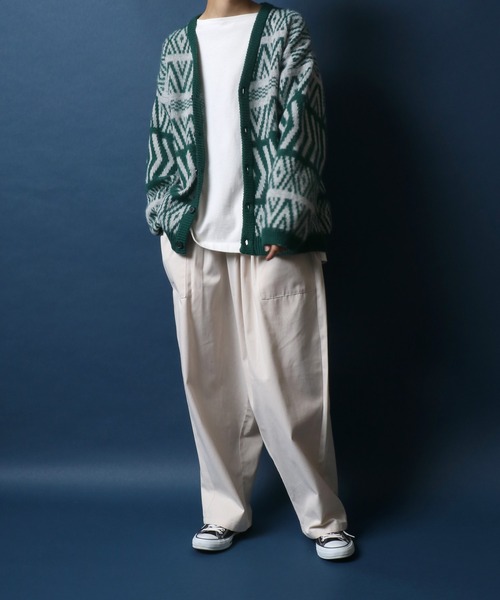 ANPAS(アンパス)の「Total Pattern Drop Shoulder Shaggy Knit Cardigan/総柄 ドロップショルダー シャギーニット カーディガン(カーディガン/ボレロ・メンズ・パープル系その他/レッド系その他/ブラック系その他4/ブルー系その他/グリーン系その他/ブラック系その他2/ブルー系その他2/ブラウン系その他/ブラック系その他/ブラック系その他3・M/L/LL)」の14枚目の写真