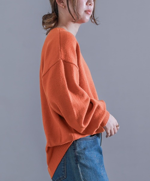 n'OrLABEL(ノアールレーベル)の「『ぽわん袖カラーニット』(ニット/セーター・レディース・チャコール/イエロー/オレンジ/ラベンダー/グリーン/ブルー/ブラック/ナチュラル・1/2)」の19枚目の写真