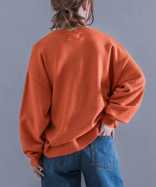 n'OrLABEL(ノアールレーベル)の「『ぽわん袖カラーニット』(ニット/セーター・レディース・チャコール/イエロー/オレンジ/ラベンダー/グリーン/ブルー/ブラック/ナチュラル・1/2)」の18枚目の写真