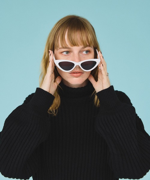 casane（カサネ）の「リブルーズタートルニット（ニット/セーター・レディース・ブラック/ホワイト・FREE）」の20枚目の写真