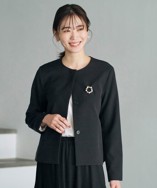 grove(グローブ)の「◆【洗える】防シワ対応のダブルクロスノーカラーショートジャケット(ノーカラージャケット・レディース・グレー系4/ナチュラル/ブラック/ネイビー・05/04/01/02/03)」の2枚目の写真