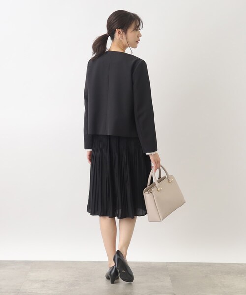 grove(グローブ)の「◆【洗える】防シワ対応のダブルクロスノーカラーショートジャケット(ノーカラージャケット・レディース・グレー系4/ナチュラル/ブラック/ネイビー・05/04/01/02/03)」の15枚目の写真