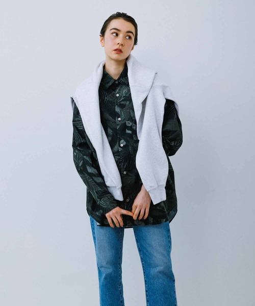 ADAM ET ROPE'(アダムエロペ)の「ボタニカルプリント ビッグシルエット レギュラーカラーシャツ(シャツ/ブラウス・メンズ・ダークグリーン/スミクロ・M/L)」の22枚目の写真