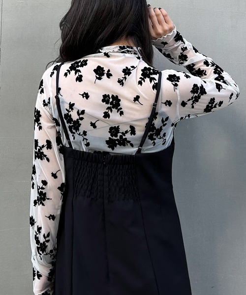INGNI(イング)の「花柄フロッキーチュールトップス(Tシャツ/カットソー・レディース・ブラック/オフホワイト・M)」の6枚目の写真