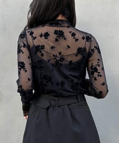 INGNI(イング)の「花柄フロッキーチュールトップス(Tシャツ/カットソー・レディース・ブラック/オフホワイト・M)」の10枚目の写真