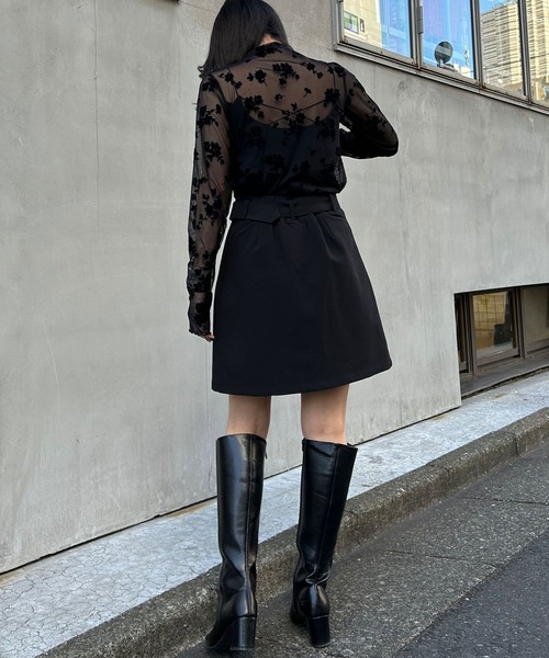 INGNI(イング)の「花柄フロッキーチュールトップス(Tシャツ/カットソー・レディース・ブラック/オフホワイト・M)」の4枚目の写真