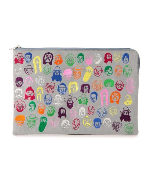 Another Edition(アナザーエディション)の「ANATHA フェイスクラッチ/ANATHA Face CLT◆(クラッチバッグ・レディース・オフホワイト/ライトグレー・フリ-)」の2枚目の写真