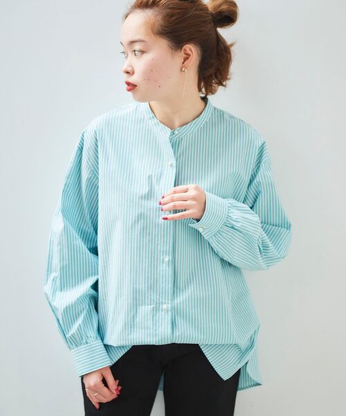 le.coeur blanc（ルクールブラン）の「パールボタンギャザー2wayシャツ（シャツ/ブラウス・レディース・オフホワイト/グリーン系その他/ブルー系その他2・38）」の13枚目の写真