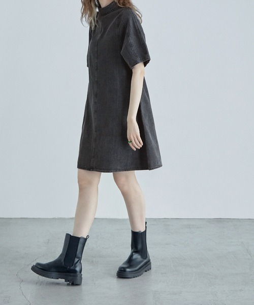 etoll.(エトル)の「60-70s風デニムミニワンピース(ワンピース・レディース・チャコールグレー/ライトブルー・M)」の22枚目の写真