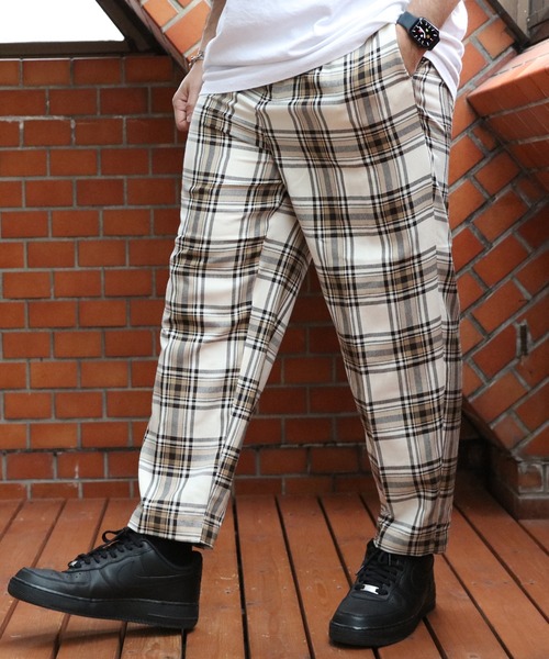 SUGGESTION(サジェッション)の「チェックワイドテーパードパンツ(その他パンツ・メンズ・ブラウン/ベージュ/チャコールグレー/グレー/ブラック系その他/ブラック/アイボリー・MEDIUM/LARGE)」の8枚目の写真
