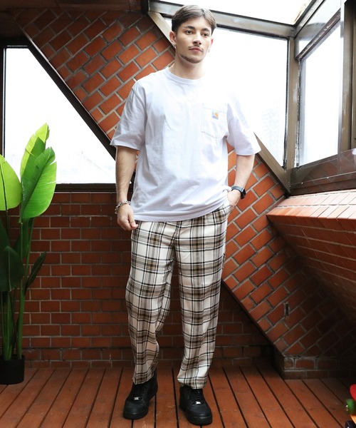 SUGGESTION(サジェッション)の「チェックワイドテーパードパンツ(その他パンツ・メンズ・ブラウン/ベージュ/チャコールグレー/グレー/ブラック系その他/ブラック/アイボリー・MEDIUM/LARGE)」の10枚目の写真