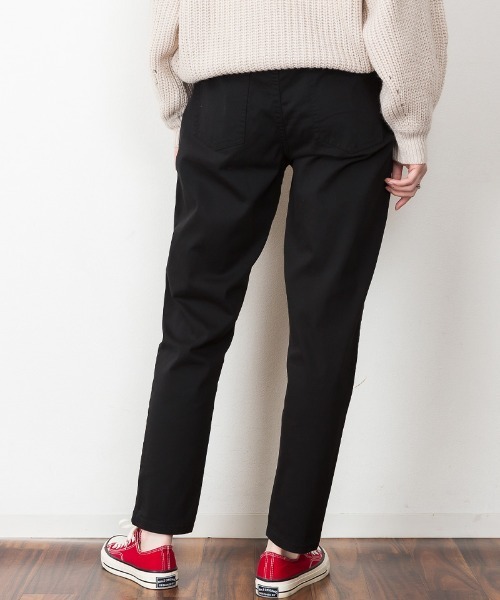 atONE(アットワン)の「atONE ウエストゴムテーパードツイルパンツ(その他パンツ・レディース・ブラック/カーキ/ベージュ・M/L/LL/3L/4L)」の6枚目の写真