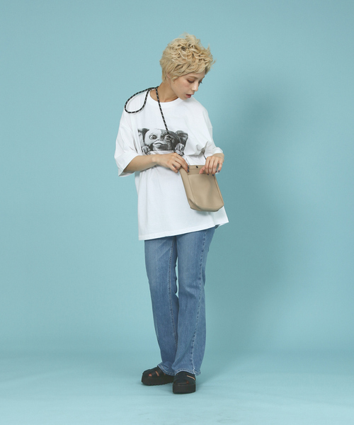 UNIVERSAL OVERALL(ユニバーサルオーバーオール)の「【UNIVERSALOVERALL / ユニバーサルオーバーオール】エンボスロゴザイルショルダー(ショルダーバッグ・メンズ・ブラック/グリーン系その他/ブラウン/ベージュ・フリー)」の5枚目の写真