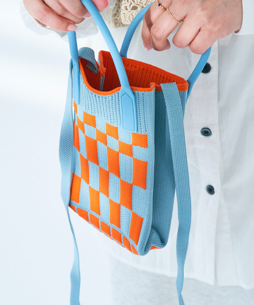 macaroni edge（マカロニエッジ）の「〈macaroni edge/マカロニエッジ〉チェック柄ミニバッグ ショルダー付（ショルダーバッグ・レディース・ブラック/ターコイズブルー/グレイッシュベージュ/イエロー・ONESIZE）」の3枚目の写真