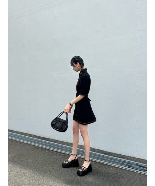 SLY（スライ）の「TUCK SLEEVE FRONT BUTTON OP タックスリーブ