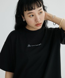 梨地カット刺繍TEE