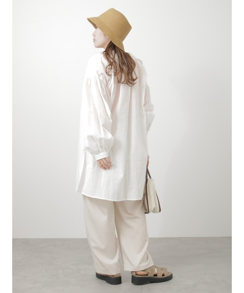 ehka sopo（エヘカソポ）の「ボリュームスリーブチュニック（チュニック・レディース・オフホワイト/ブラック/グリーン・ﾌﾘ-）」の14枚目の写真