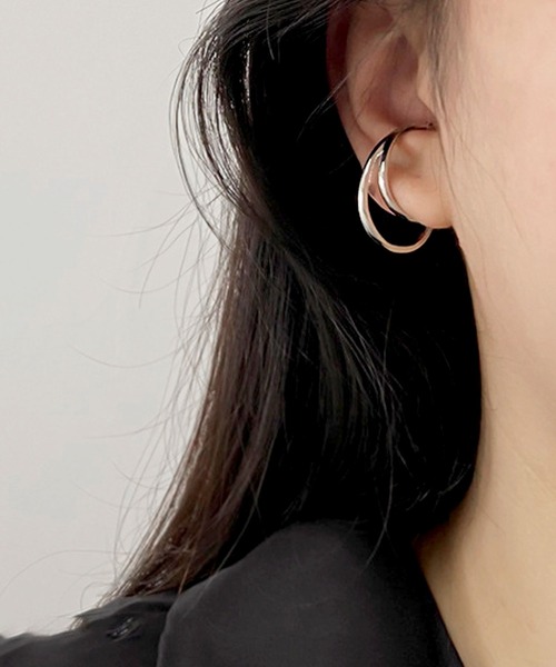 florist（フローリスト）の「【両耳セット】デザイナーズボリュームデザインイヤーカフ/左右各1個入り（イヤーカフ・レディース・シルバー系2/シルバー系4/ゴールド系2/シルバー系1/シルバー系5/ゴールド系7/ゴールド系8/シルバー系3/ゴールド系5/ゴールド系1/ゴールド系4/ゴールド系3/シルバー系6/ゴールド系6・FREE）」の6枚目の写真