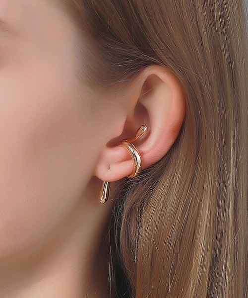 florist（フローリスト）の「【両耳セット】デザイナーズボリュームデザインイヤーカフ/左右各1個入り（イヤーカフ・レディース・シルバー系2/シルバー系4/ゴールド系2/シルバー系1/シルバー系5/ゴールド系7/ゴールド系8/シルバー系3/ゴールド系5/ゴールド系1/ゴールド系4/ゴールド系3/シルバー系6/ゴールド系6・FREE）」の10枚目の写真