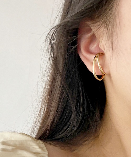 florist（フローリスト）の「【両耳セット】デザイナーズボリュームデザインイヤーカフ/左右各1個入り（イヤーカフ・レディース・シルバー系2/シルバー系4/ゴールド系2/シルバー系1/シルバー系5/ゴールド系7/ゴールド系8/シルバー系3/ゴールド系5/ゴールド系1/ゴールド系4/ゴールド系3/シルバー系6/ゴールド系6・FREE）」の14枚目の写真