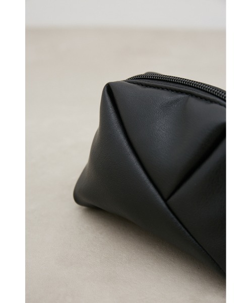 AZUL by moussy（アズールバイマウジー）の「中綿キルティングポーチ（ポーチ・レディース・アイボリー/ブルー/ブラック・FREE）」の20枚目の写真