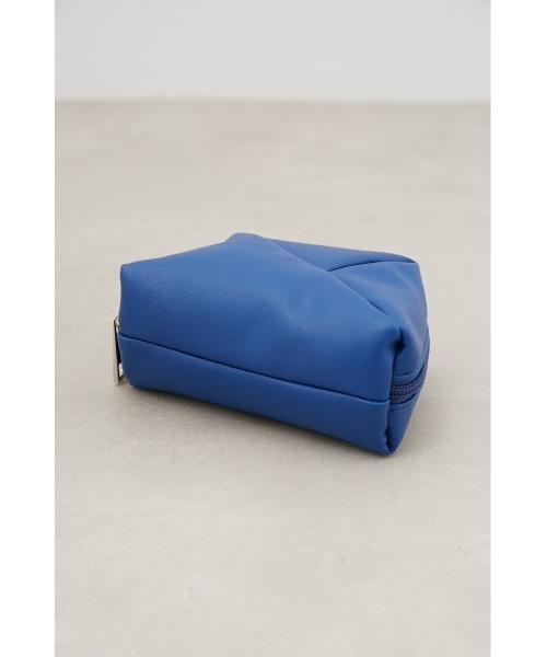 AZUL by moussy（アズールバイマウジー）の「中綿キルティングポーチ（ポーチ・レディース・アイボリー/ブルー/ブラック・FREE）」の9枚目の写真