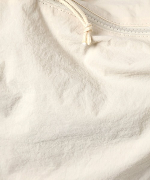 GLOBAL WORK(グローバルワーク)の「撥水ライトショルダー/909334(ショルダーバッグ・メンズ・ホワイト/ブラック/グレー/ライトグレー・FREE)」の22枚目の写真