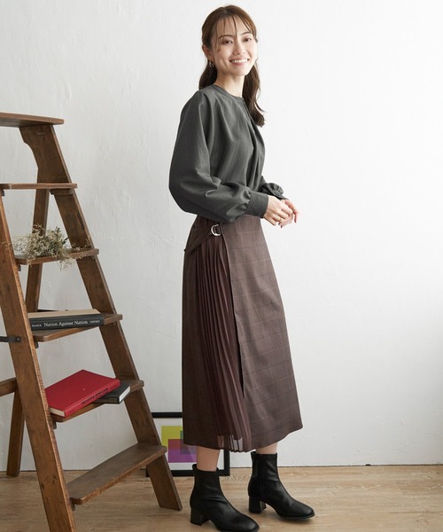 ikka（イッカ）の「前後2WAYバンドカラーシャツ（シャツ/ブラウス・レディース・オリーブ/チャコールグレー/その他1/オレンジ/オフホワイト・M/L/S）」の8枚目の写真